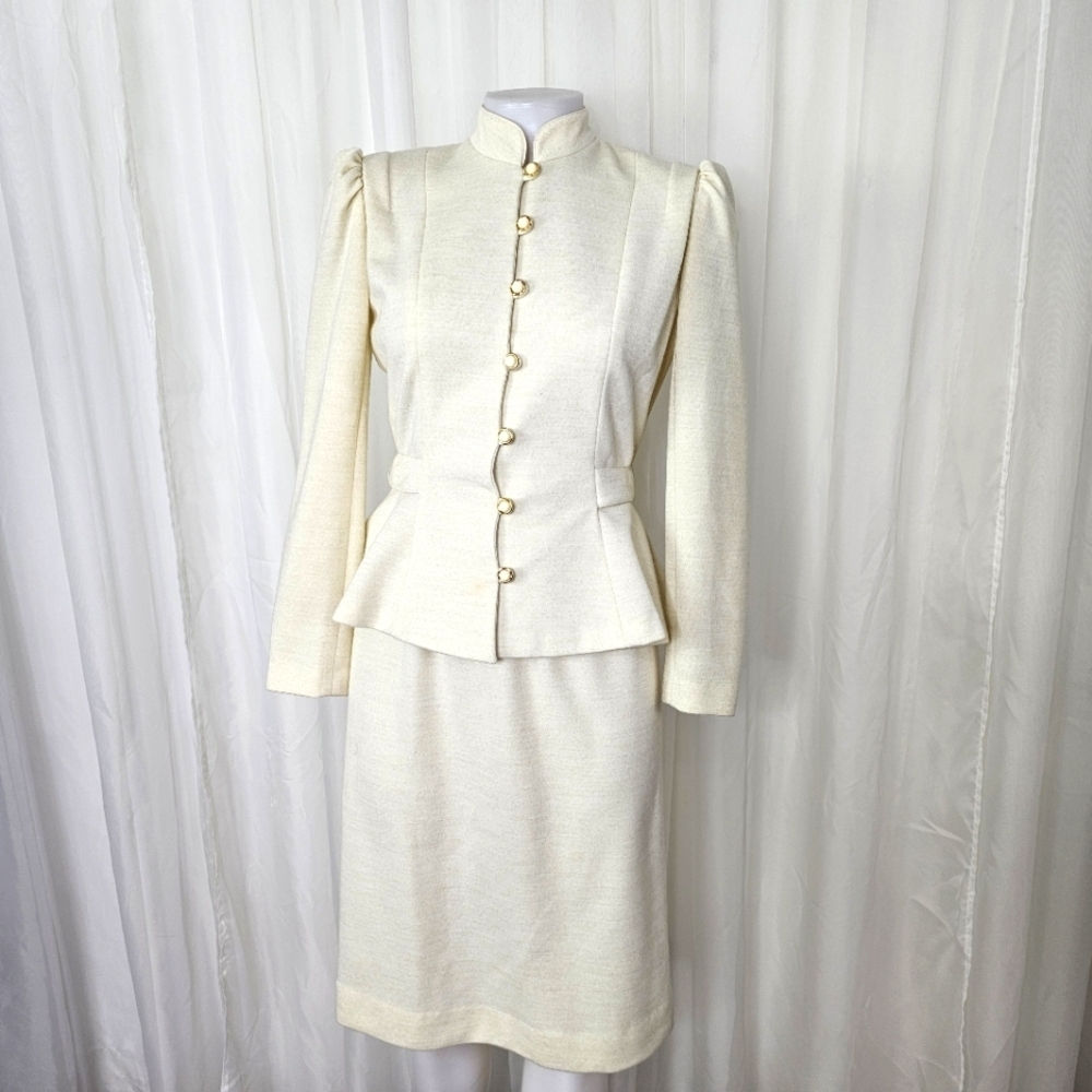 Vintage Elegant Cream Women's Skirt Set — Classic Professional Style